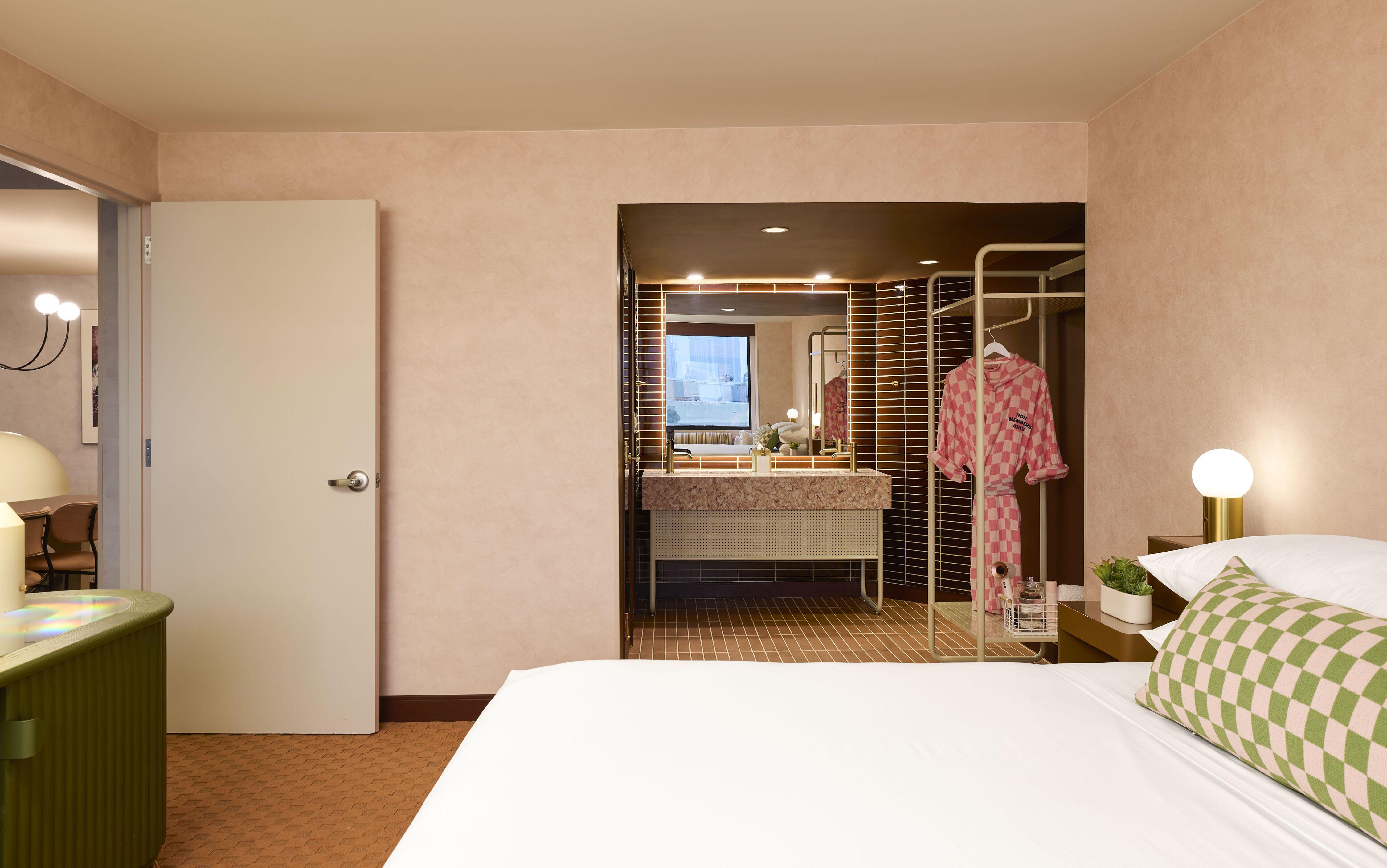 Downright Austin, A Renaissance Hotel Екстериор снимка
