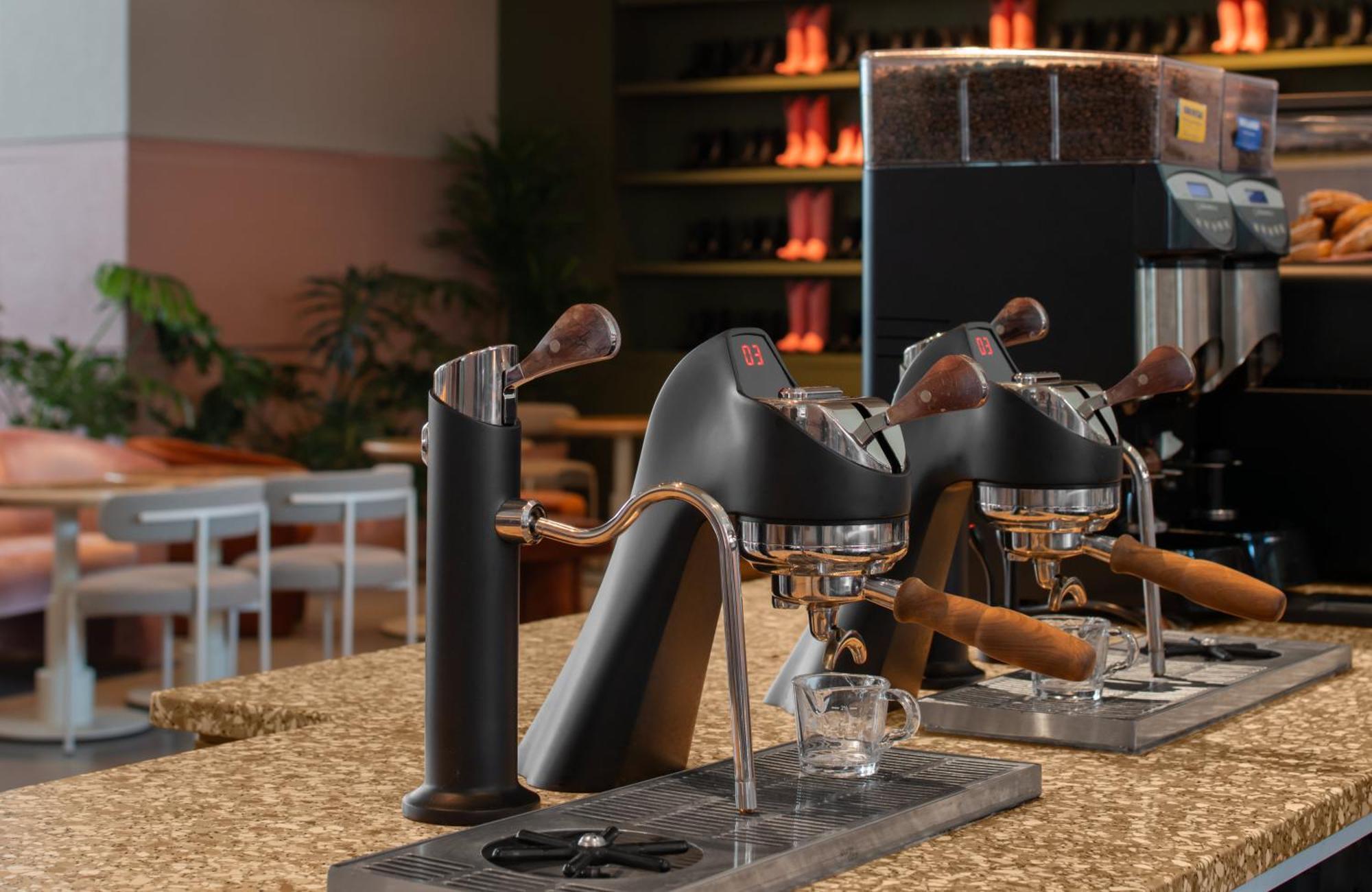 Downright Austin, A Renaissance Hotel Екстериор снимка
