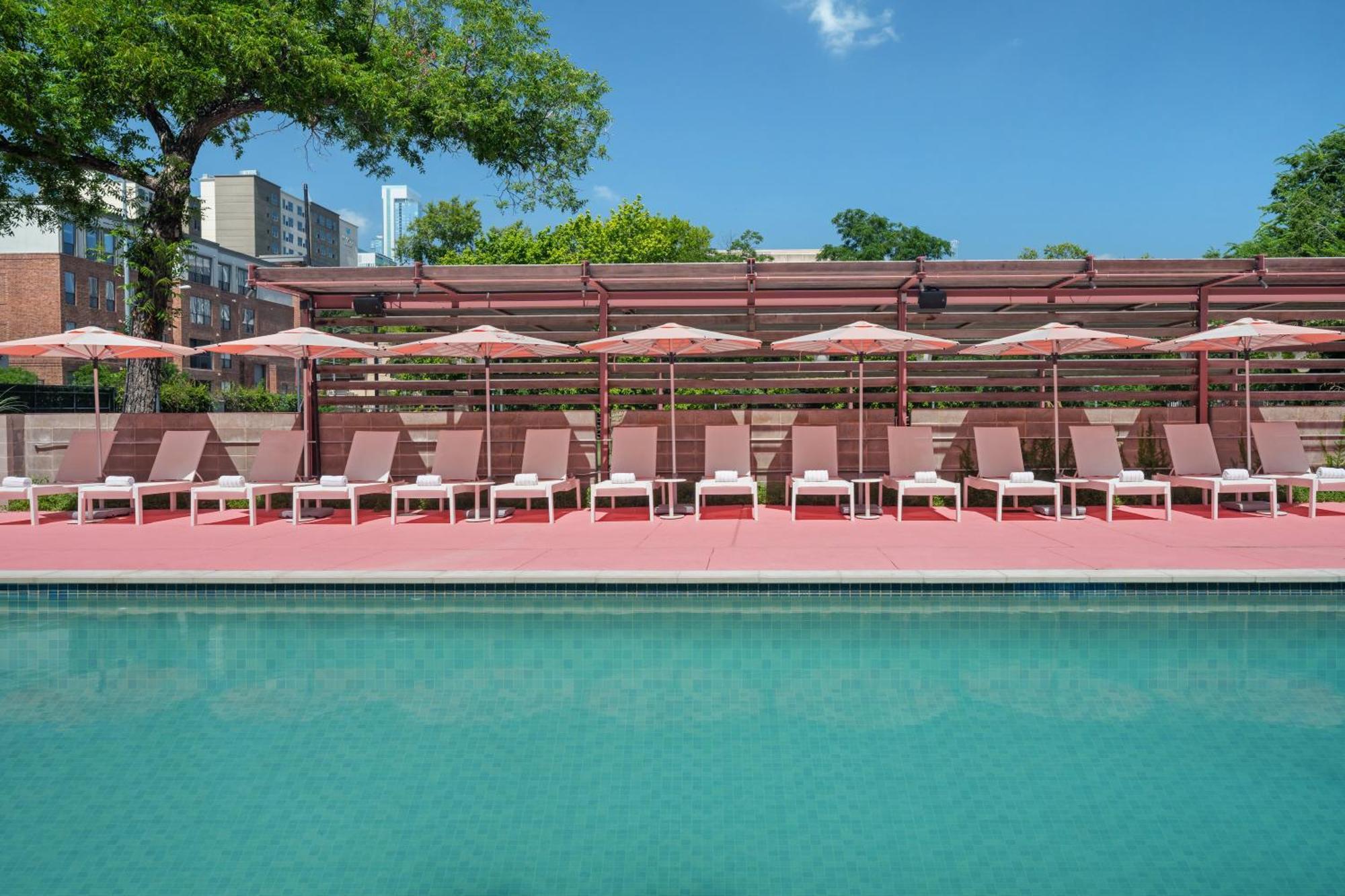 Downright Austin, A Renaissance Hotel Екстериор снимка