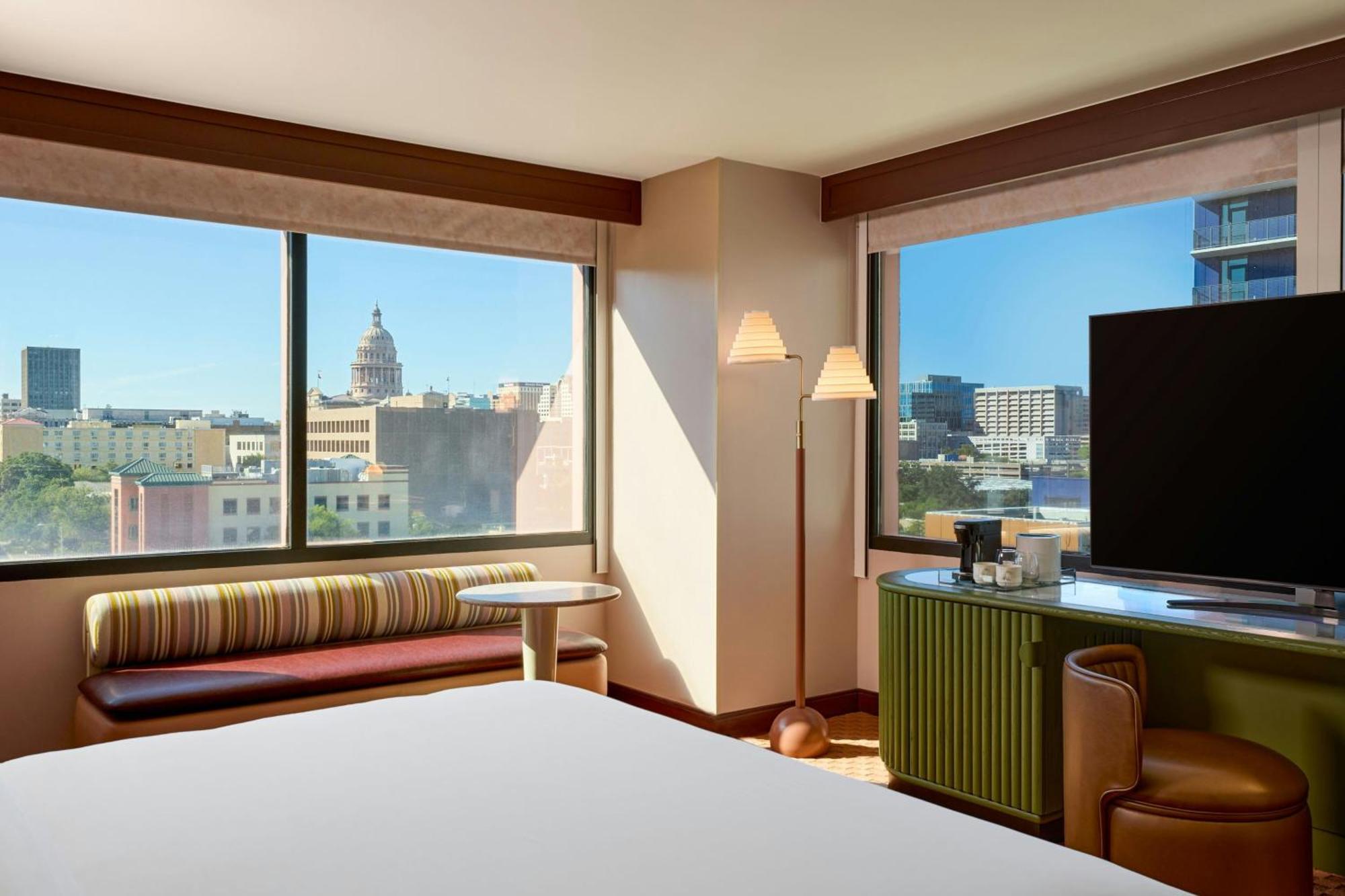 Downright Austin, A Renaissance Hotel Екстериор снимка
